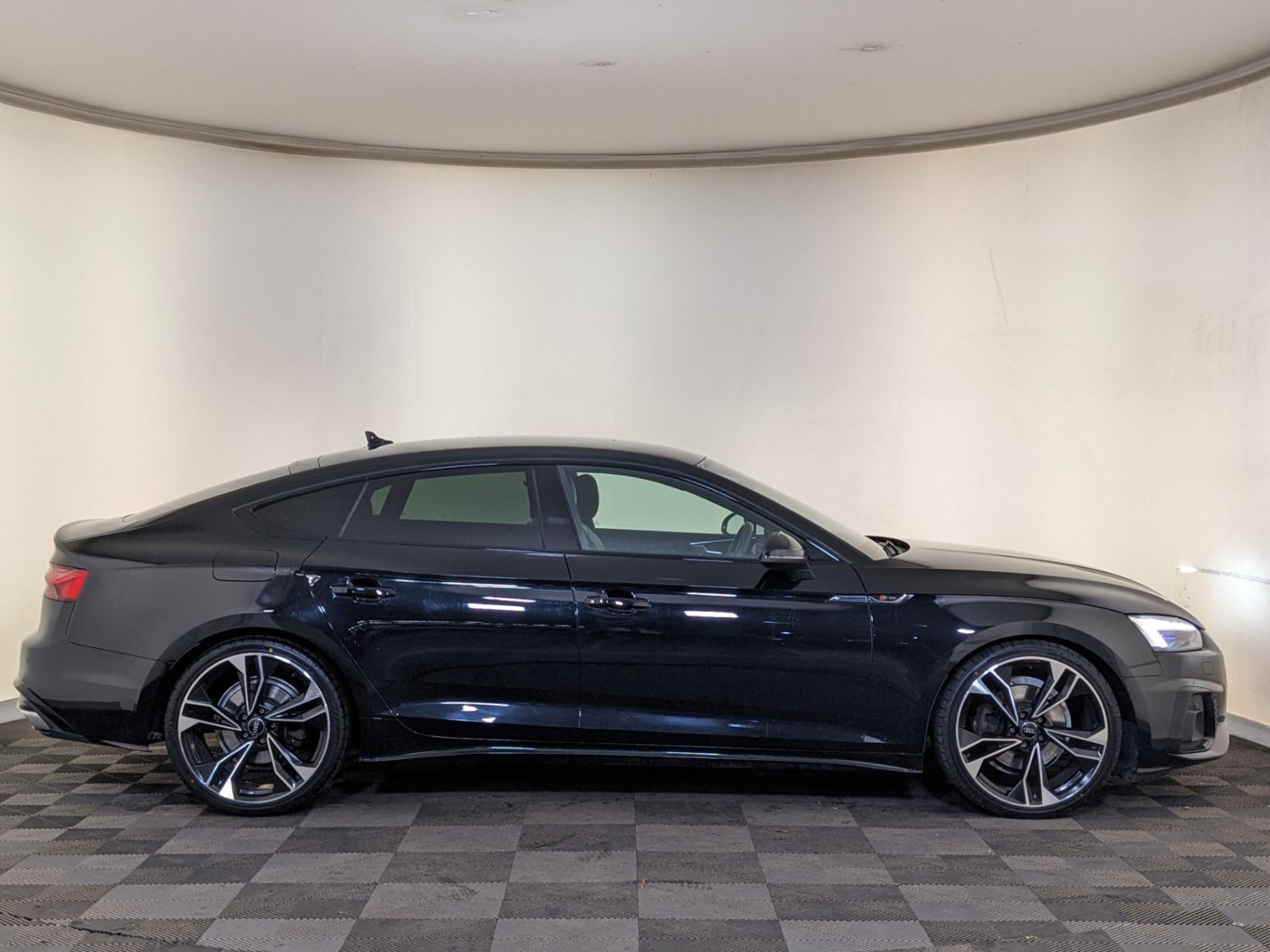 Audi A5 Listing Image