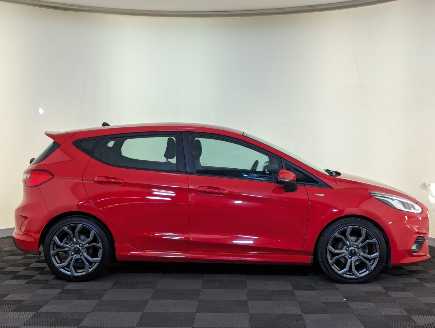 Ford Fiesta Listing Image