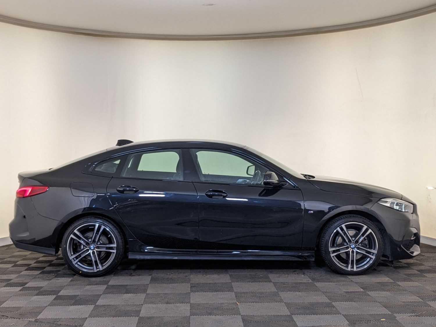 BMW 2 Series Listing Image