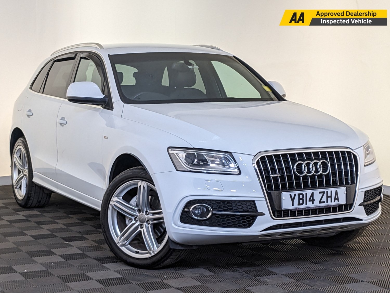 Audi Q5 Listing Image