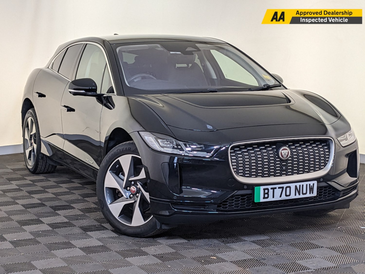 Jaguar I-PACE Listing Image