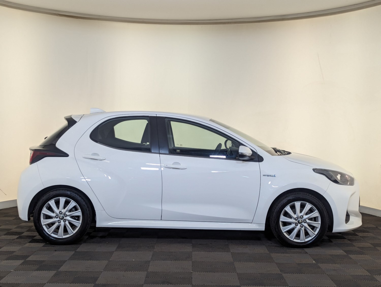 Toyota Yaris Listing Image