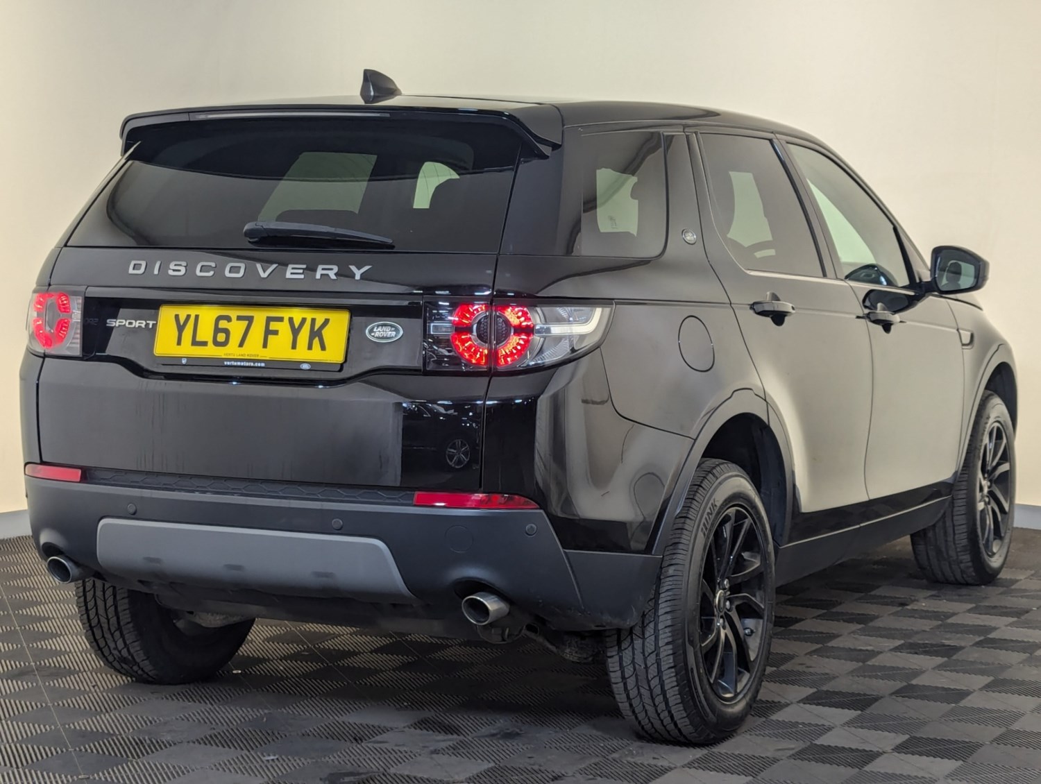 Land Rover Discovery Sport Listing Image