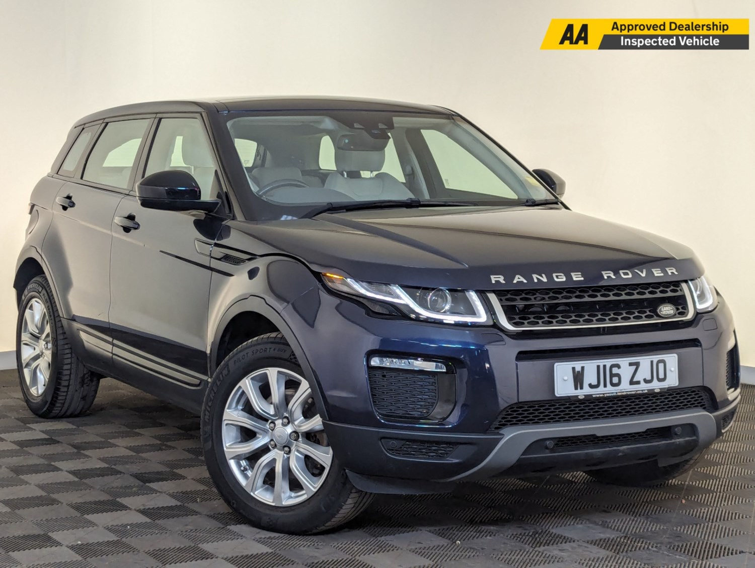 Land Rover Range Rover Evoque Listing Image