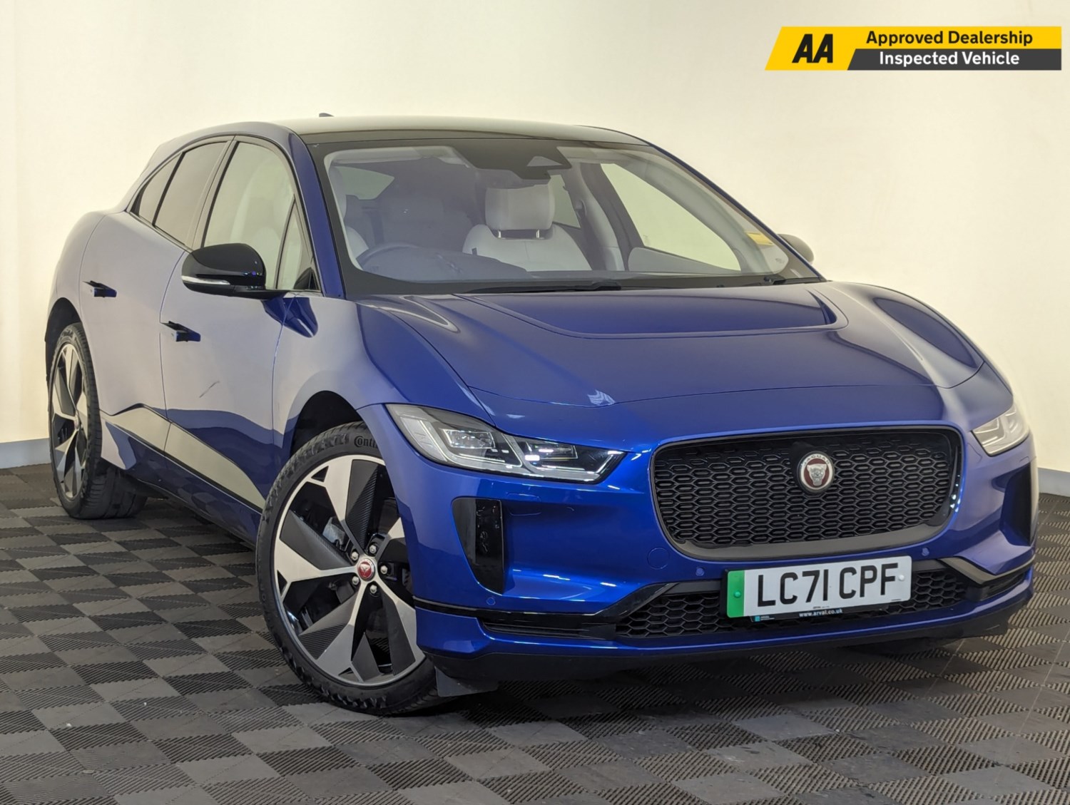 Jaguar I-PACE Listing Image