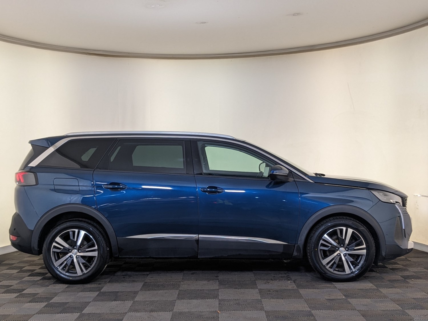 Peugeot 5008 Listing Image