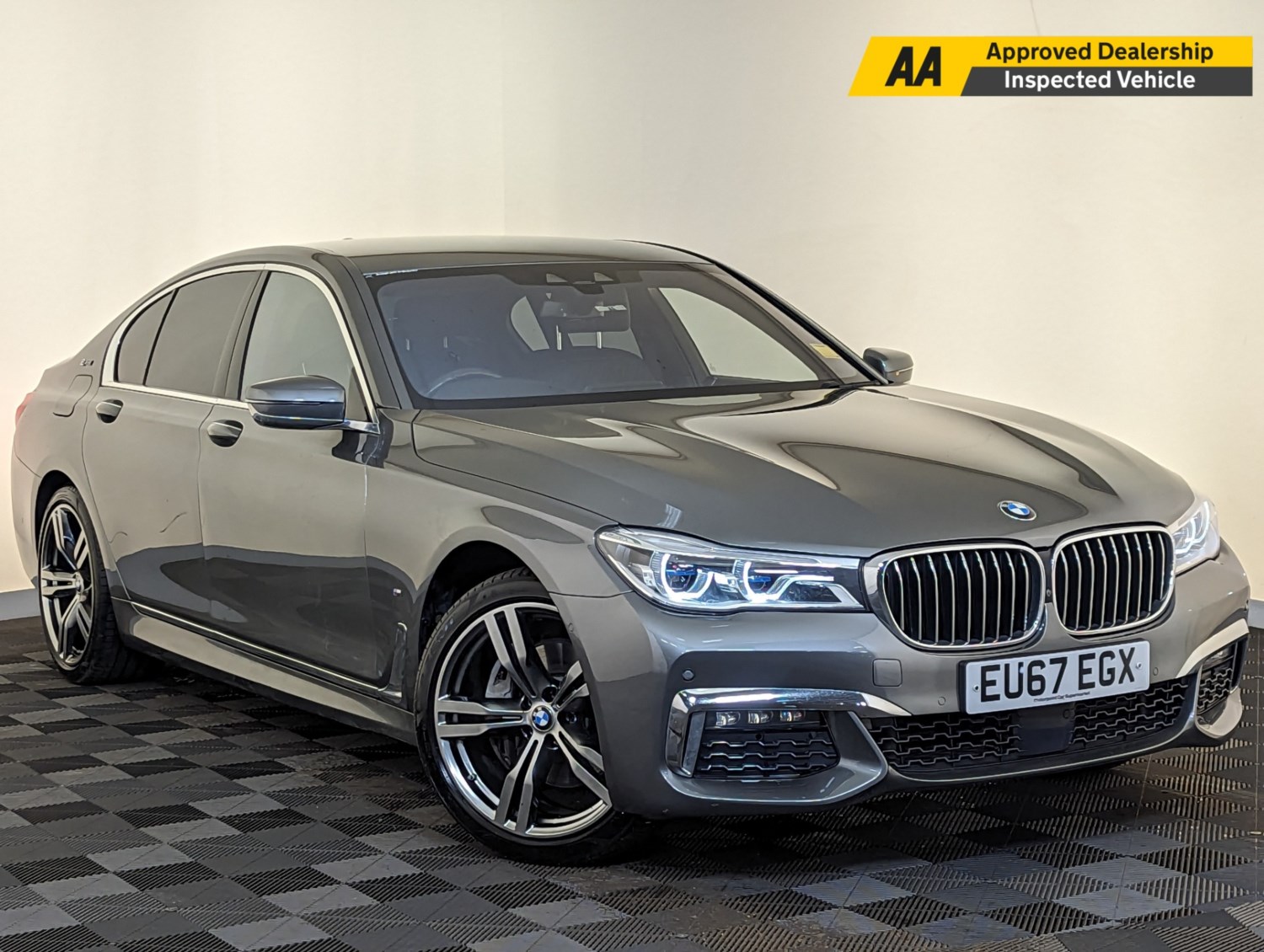 BMW 7 Series Listing Image