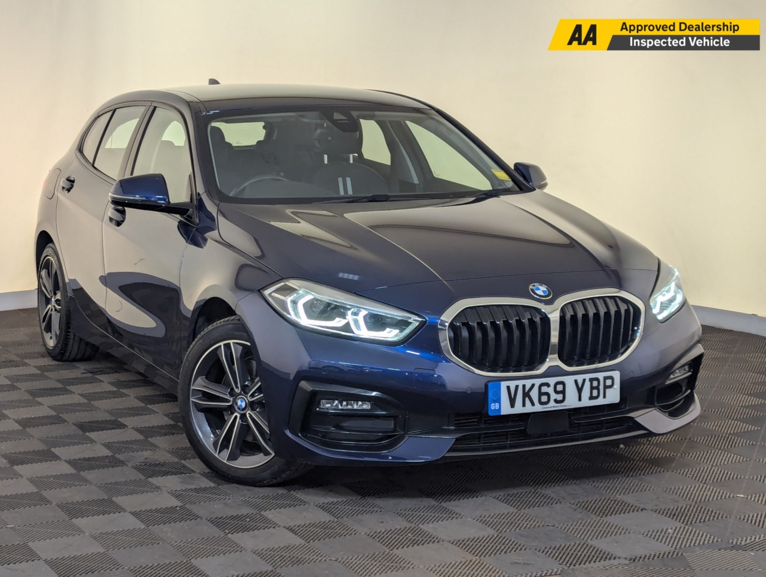 BMW 1 Series Listing Image