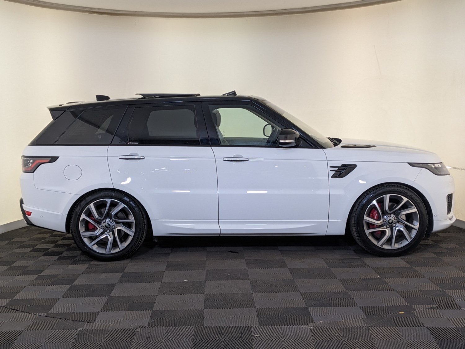 Land Rover Range Rover Sport Listing Image