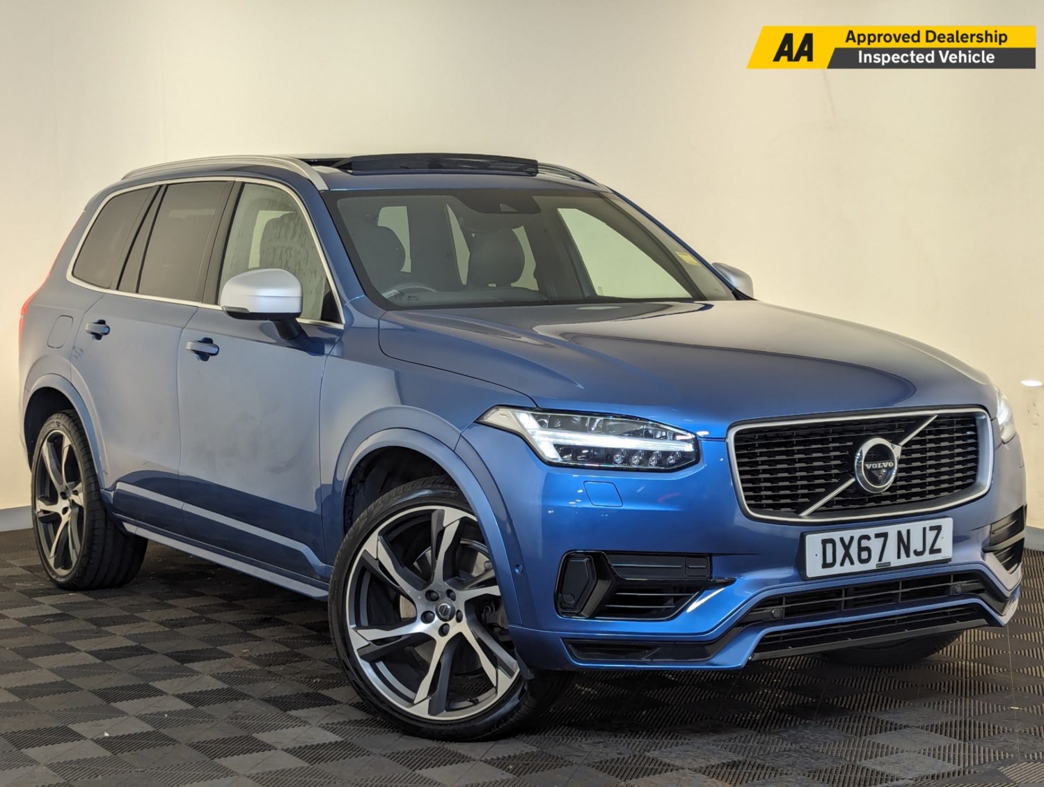 Volvo XC90 Listing Image