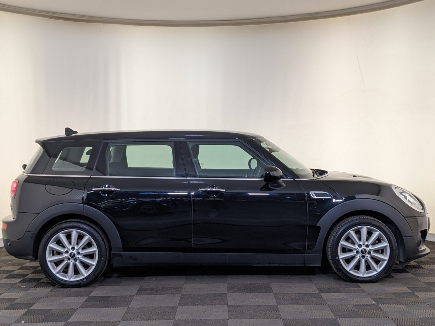 MINI Clubman Listing Image