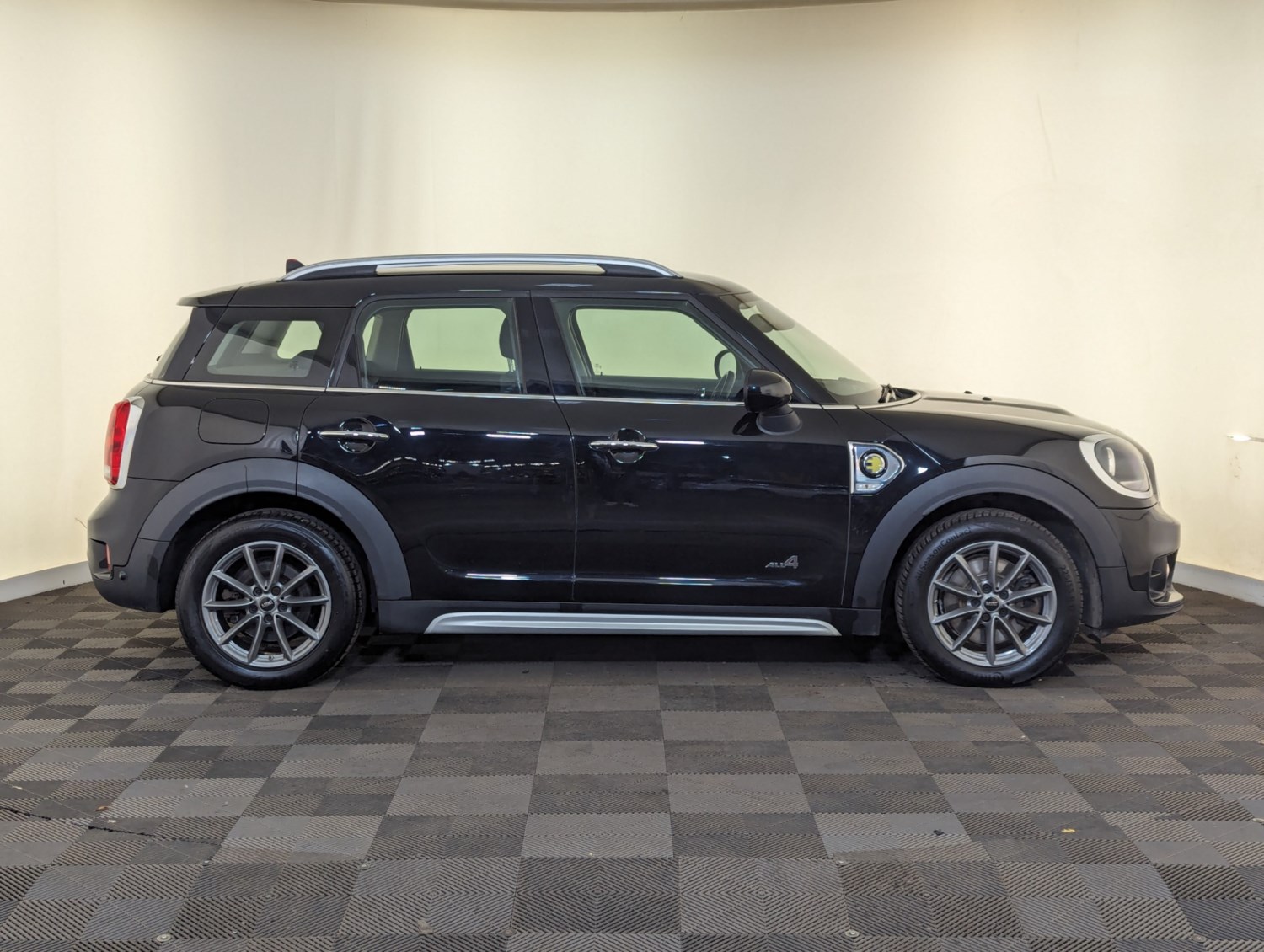 MINI Countryman Listing Image