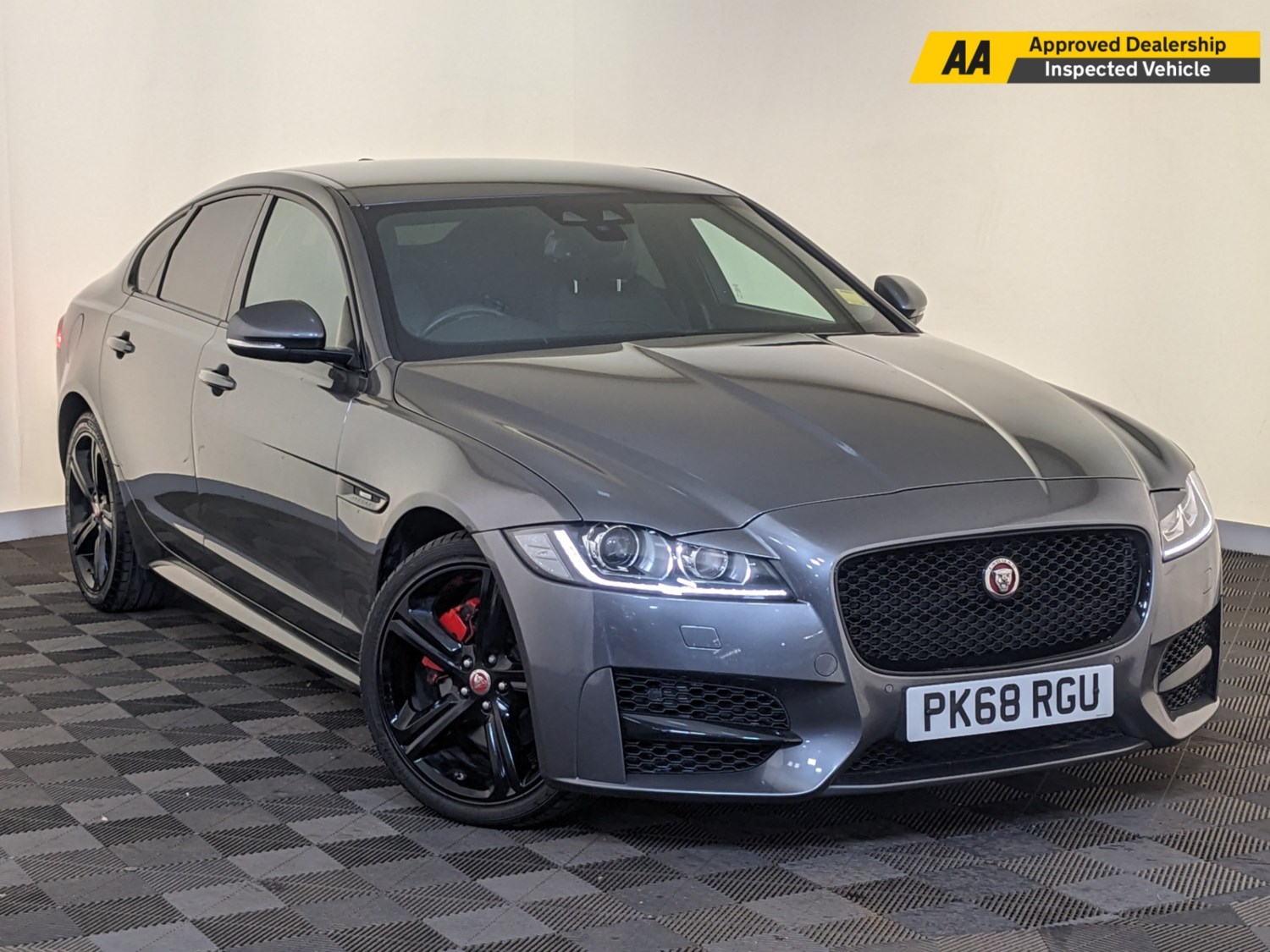 Jaguar XF Listing Image