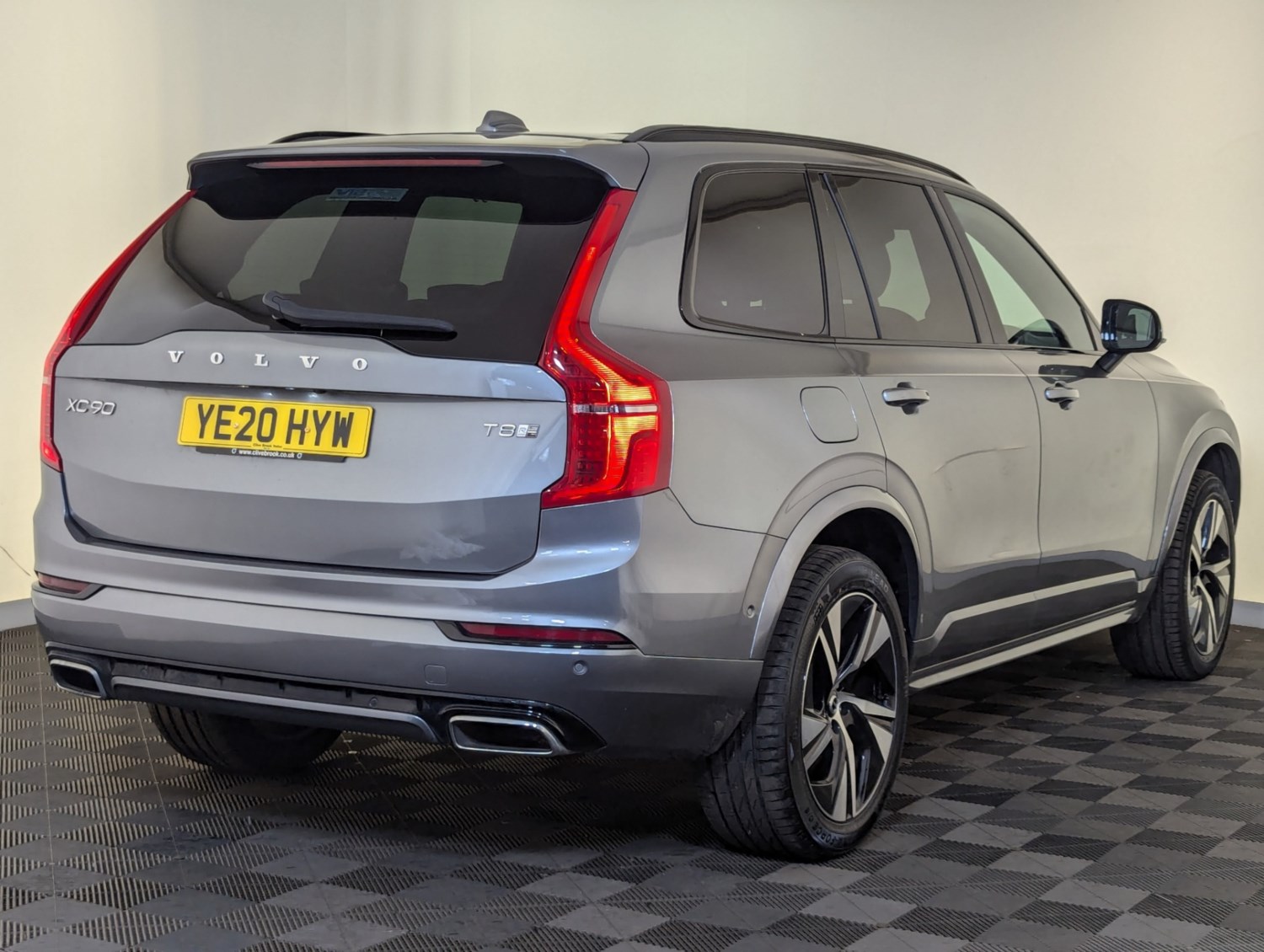 Volvo XC90 Listing Image