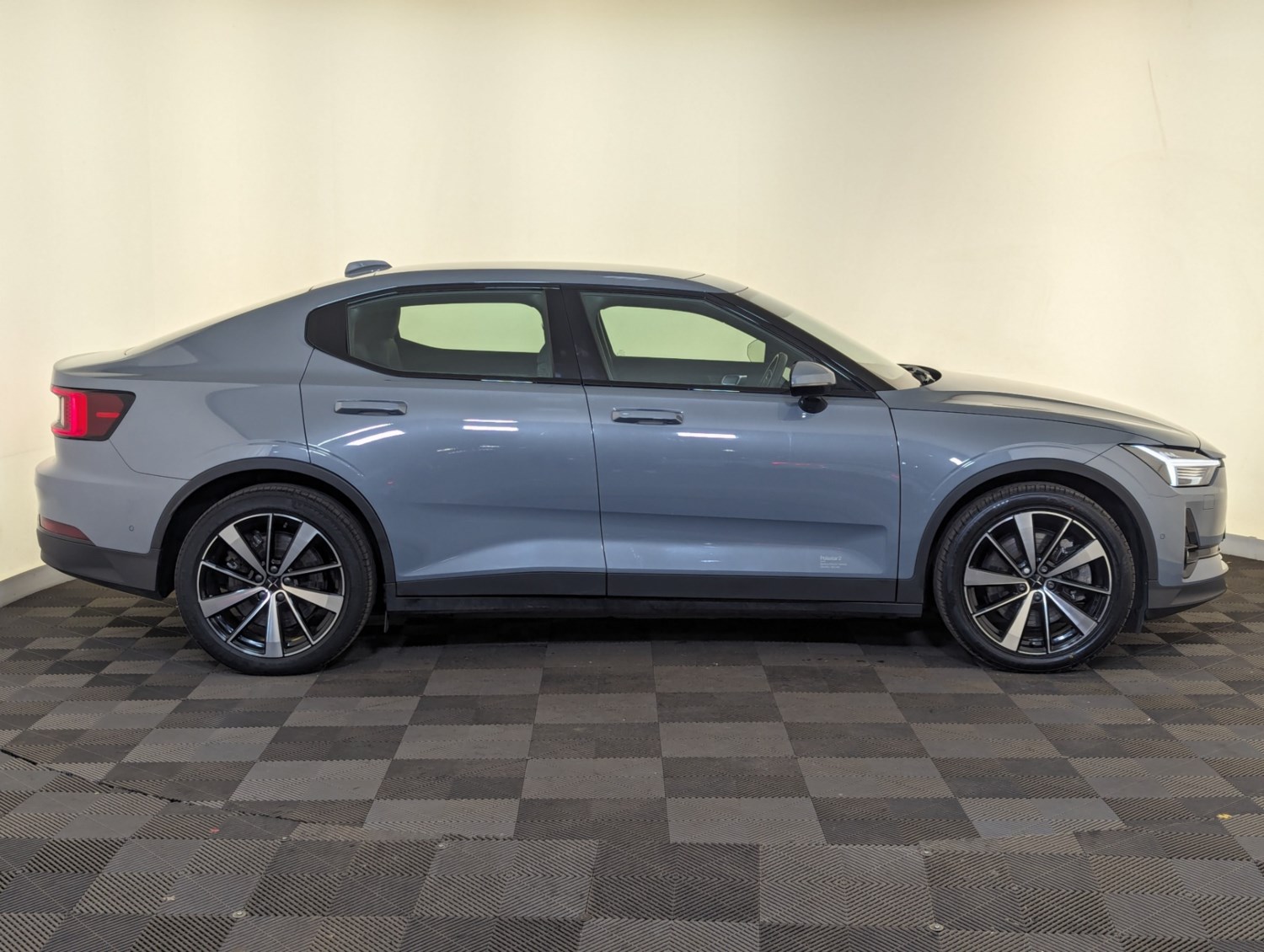 Polestar Polestar 2 Listing Image