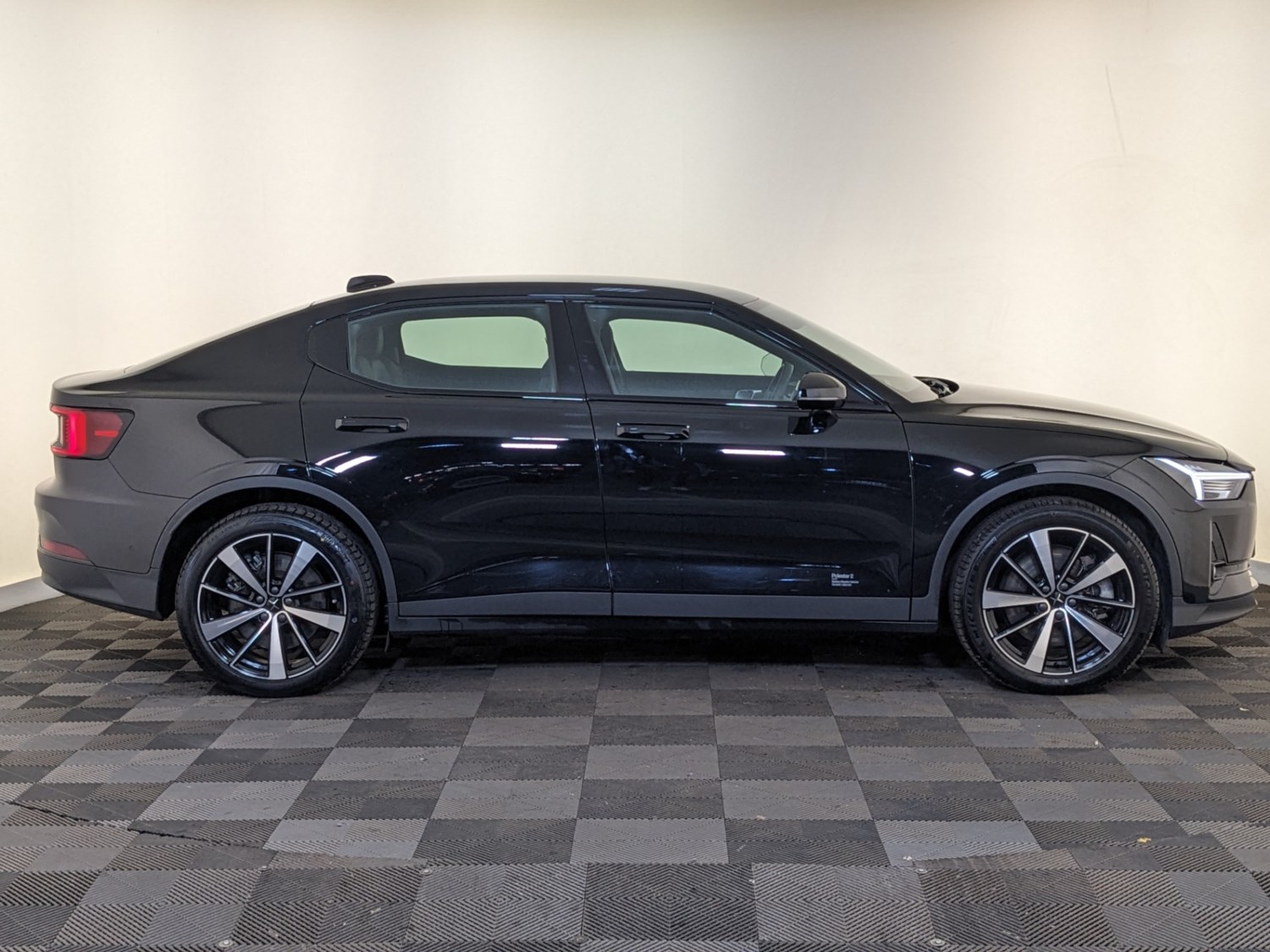 Polestar Polestar 2 Listing Image