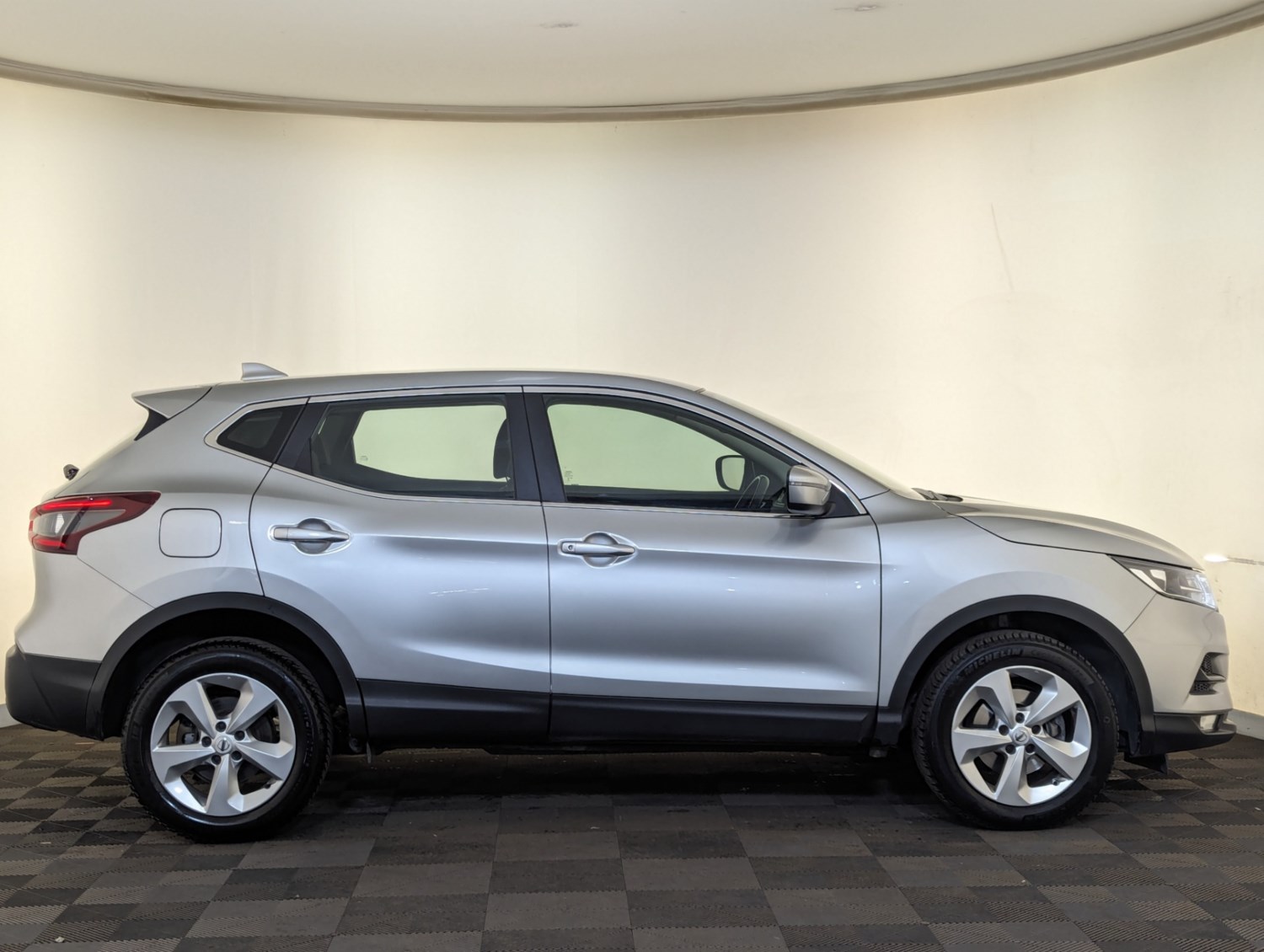 Nissan Qashqai Listing Image