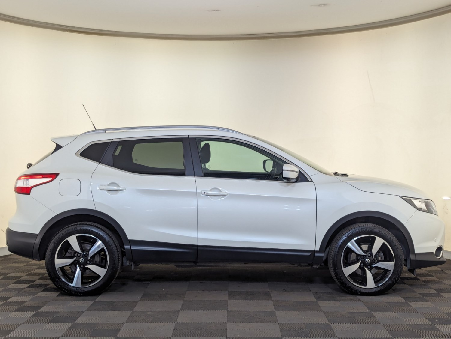 Nissan Qashqai Listing Image