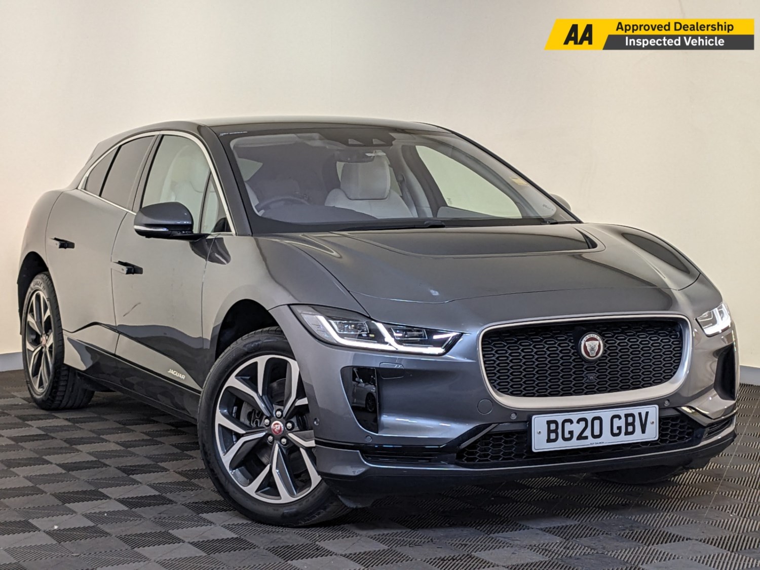 Jaguar I-PACE Listing Image