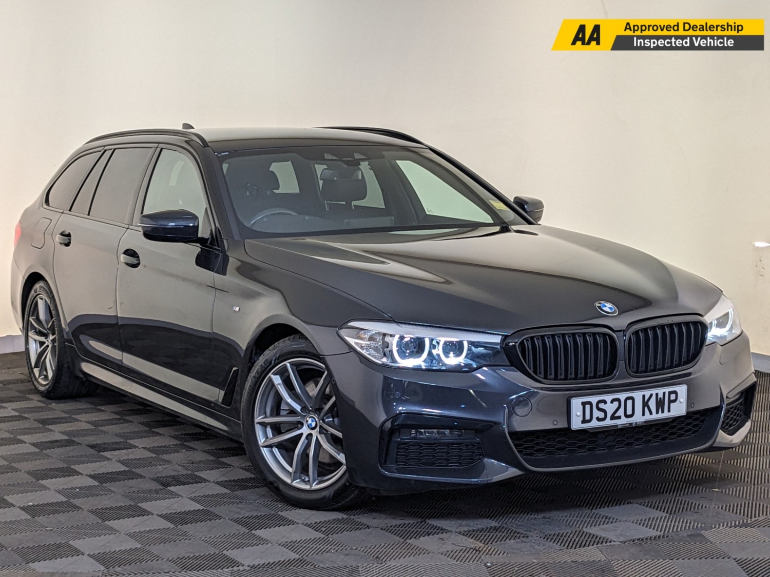 BMW 5 Series Listing Image