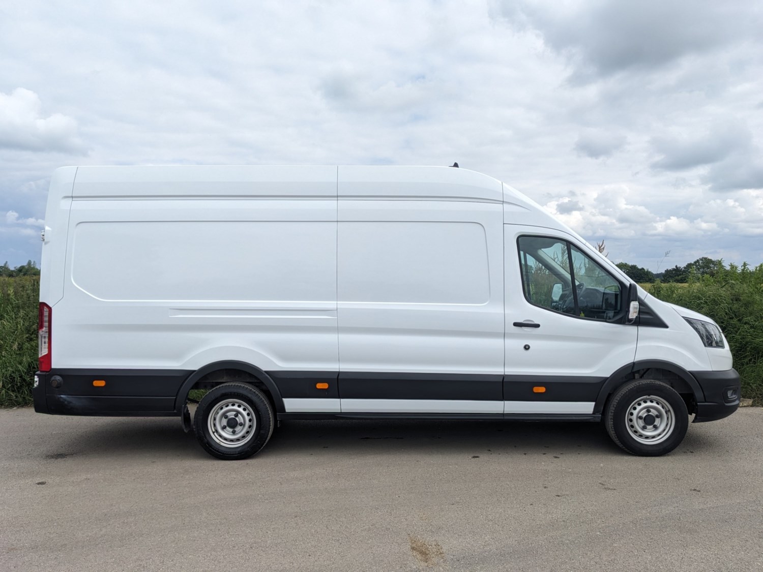 Ford Transit Listing Image