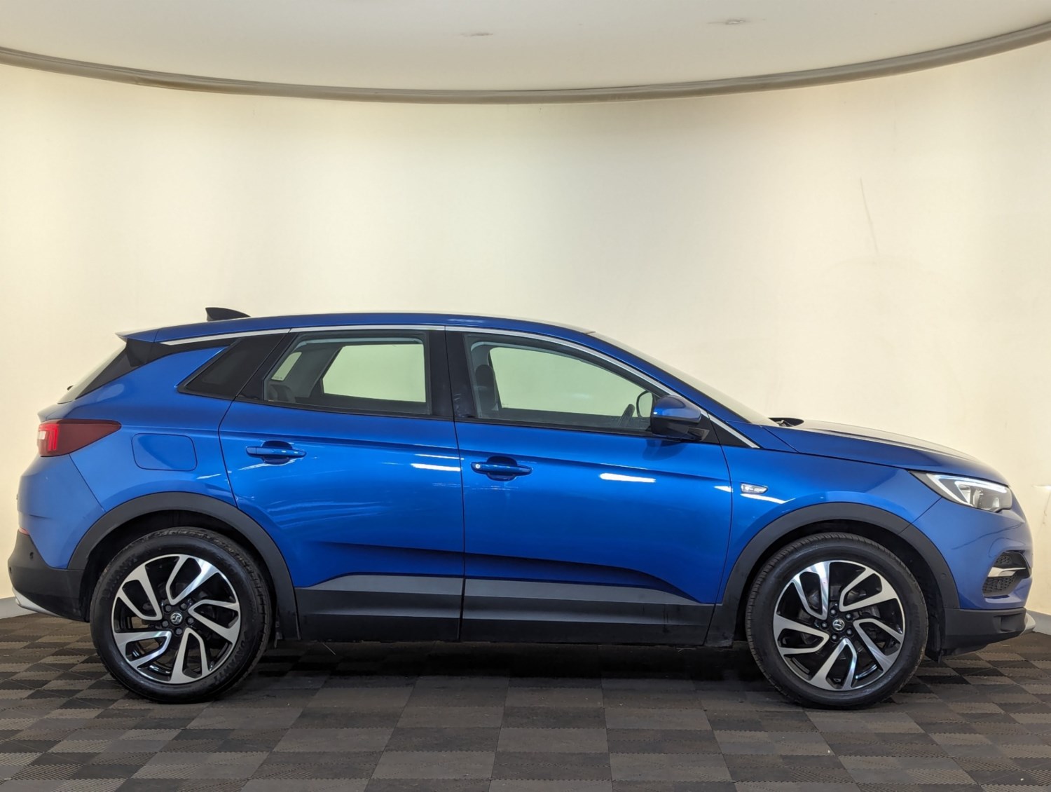 Vauxhall Grandland X Listing Image