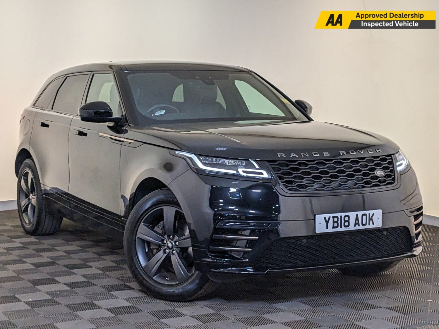 Land Rover Range Rover Velar Listing Image