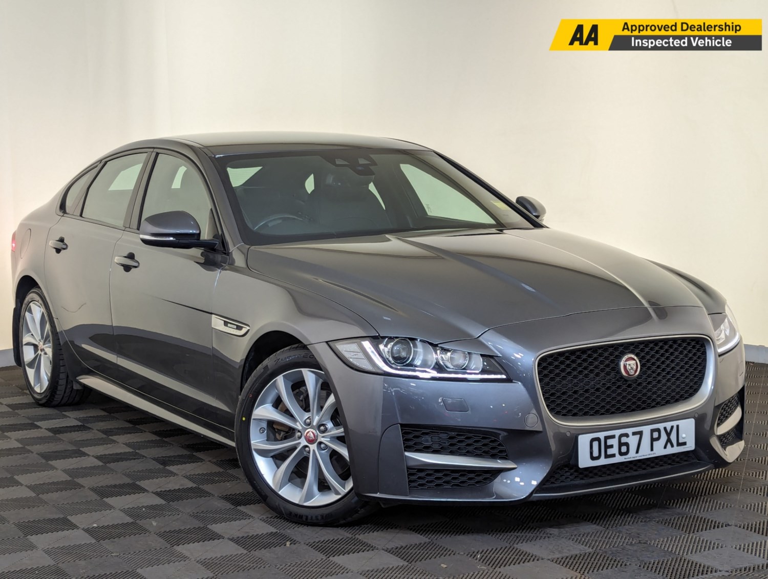 Jaguar XF Listing Image