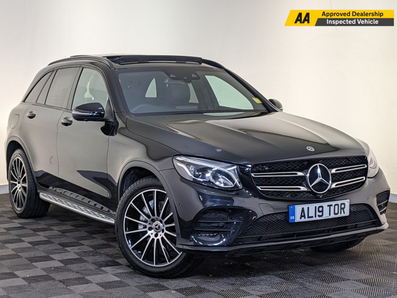 Mercedes-Benz GLC Listing Image