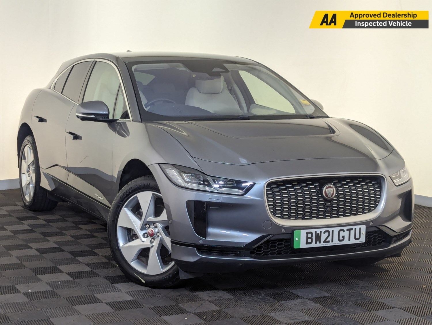 Jaguar I-PACE Listing Image