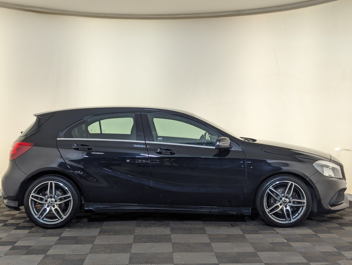 Mercedes-Benz A-Class Listing Image