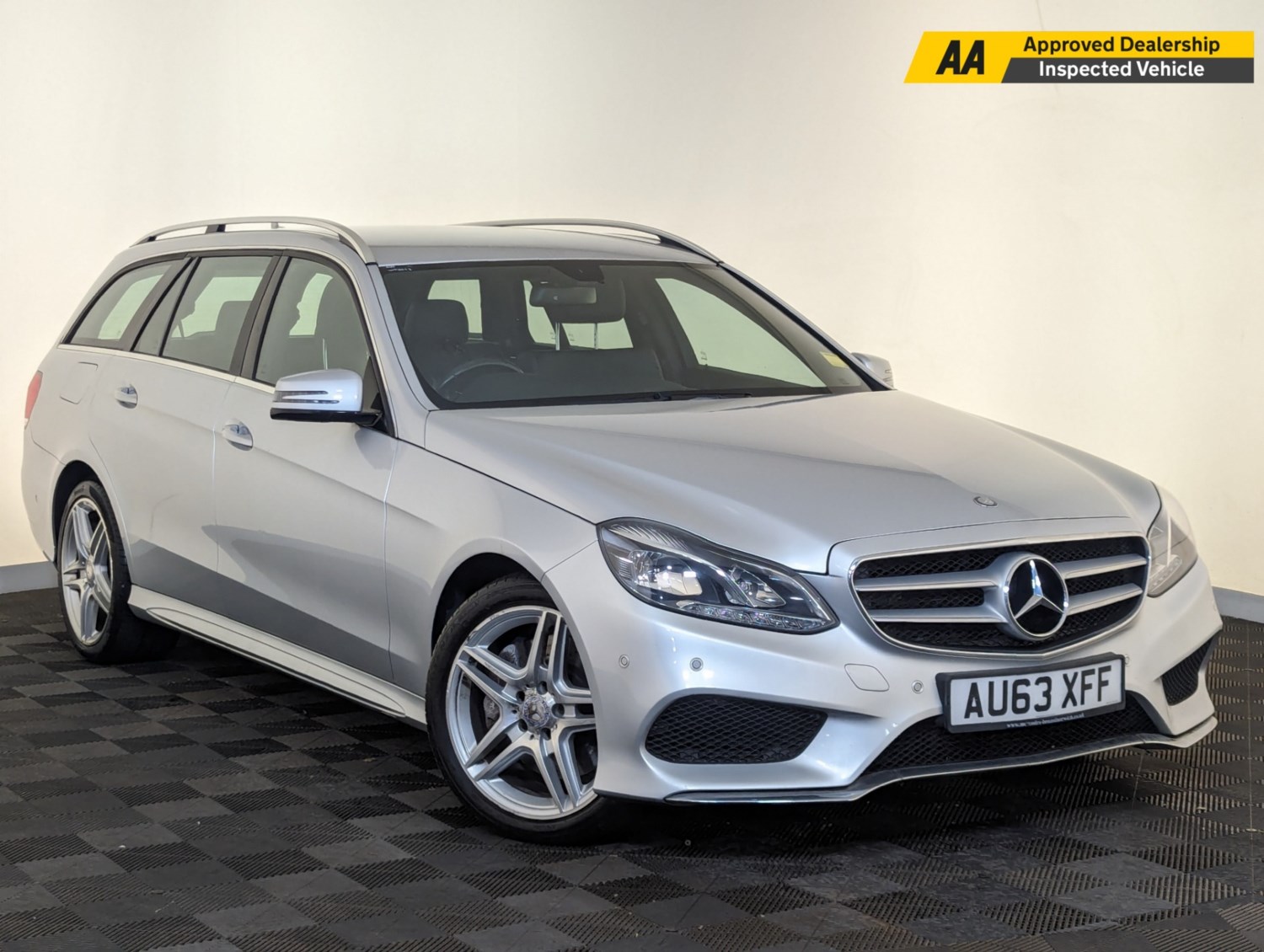 Mercedes-Benz E-Class Listing Image