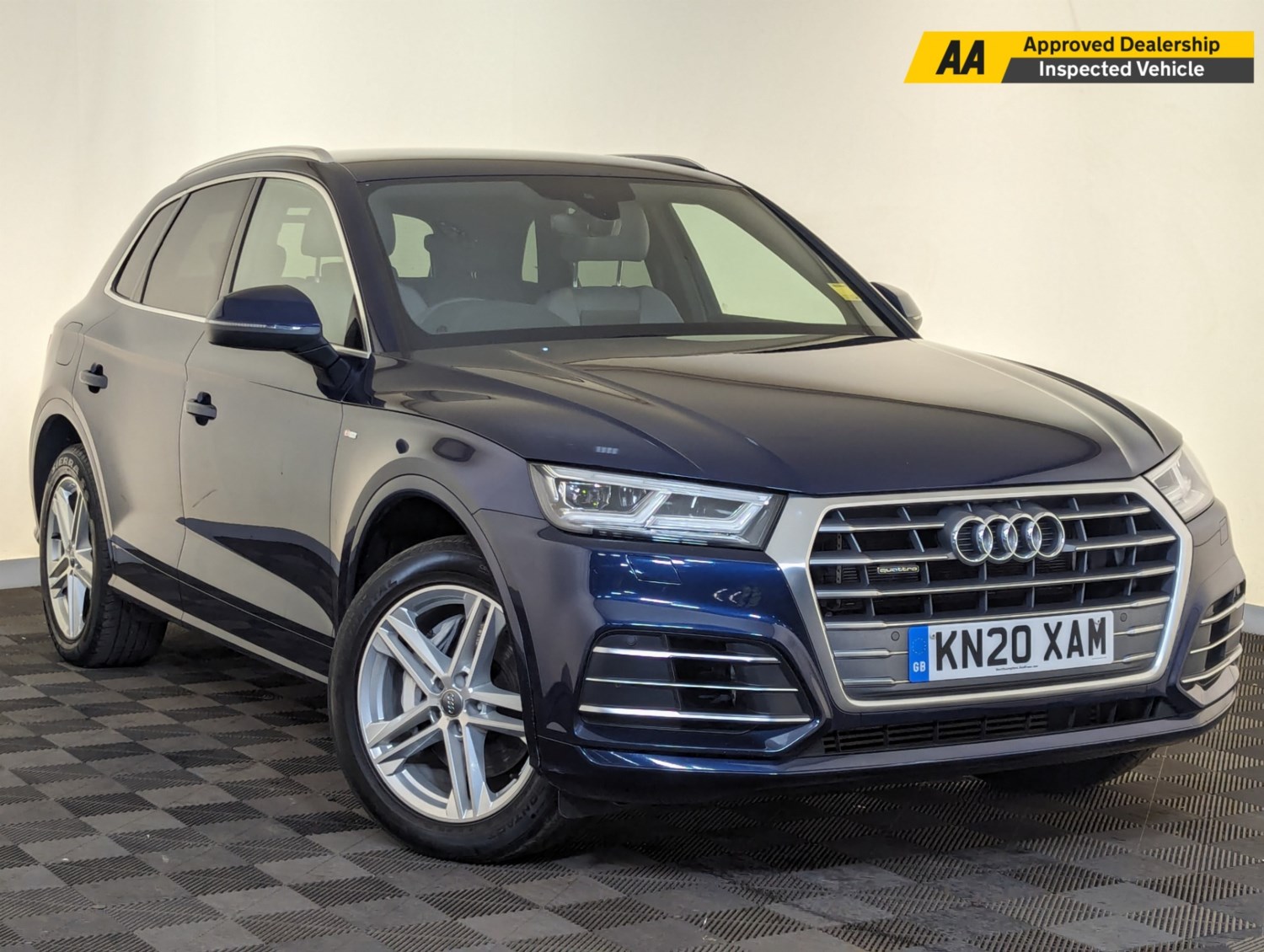 Audi Q5 Listing Image