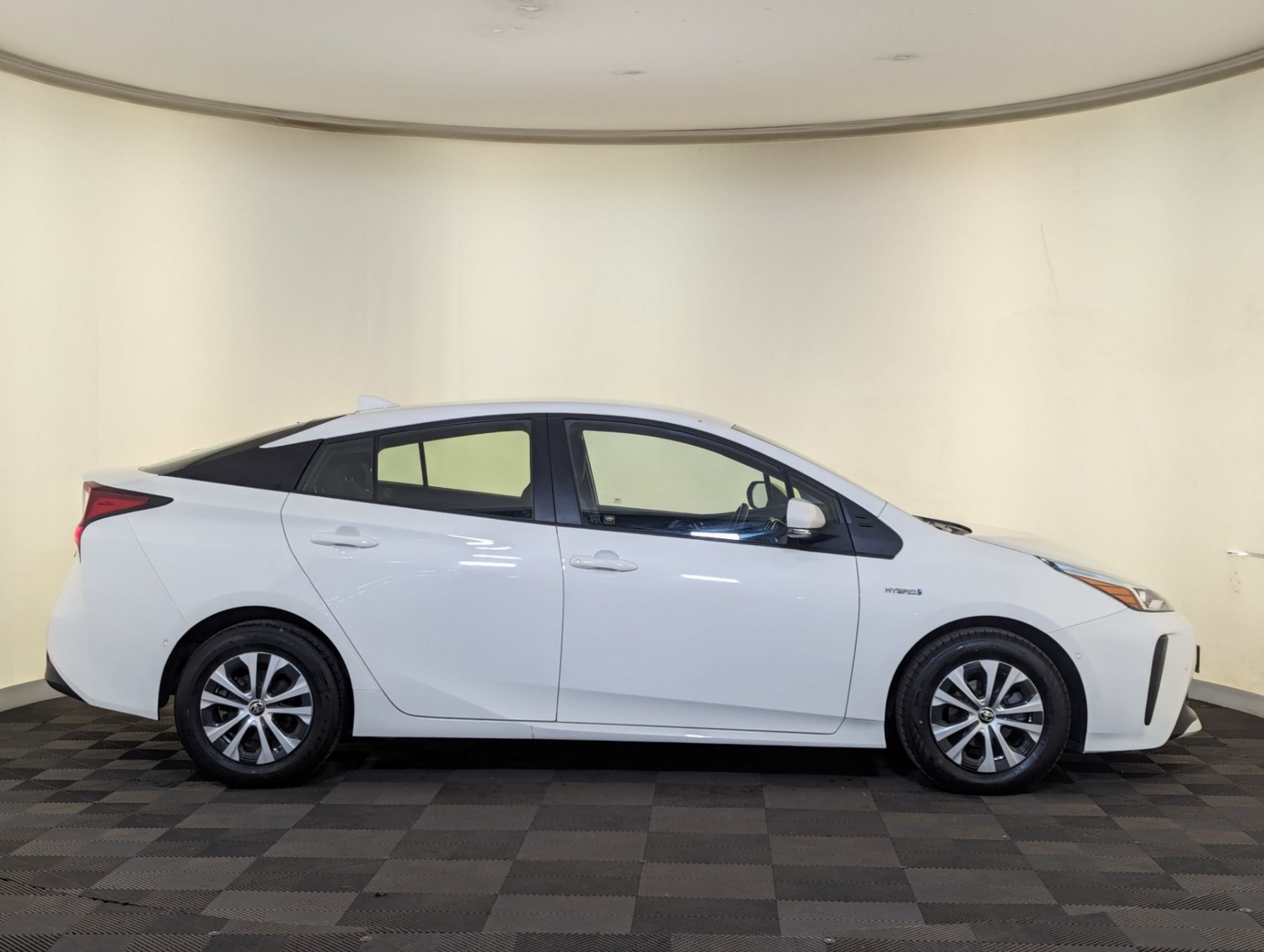 Toyota Prius Listing Image