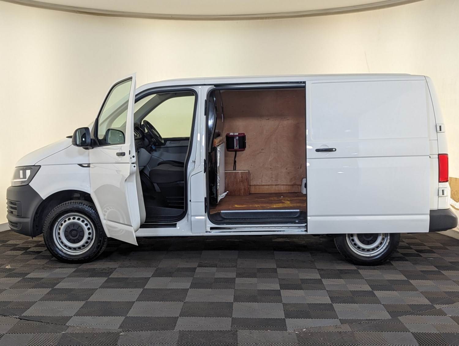 Volkswagen Transporter Listing Image