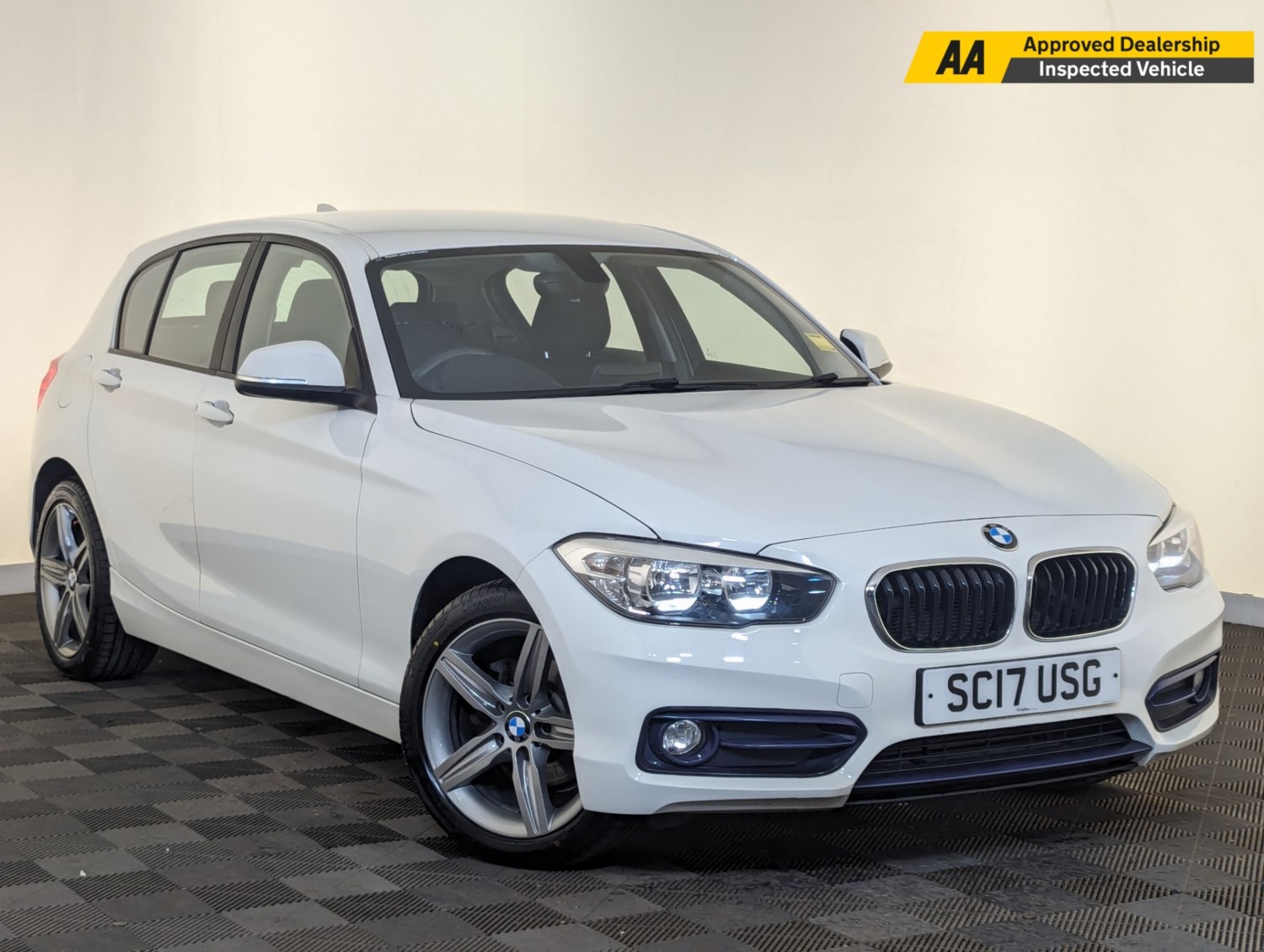 BMW 1 Series Listing Image