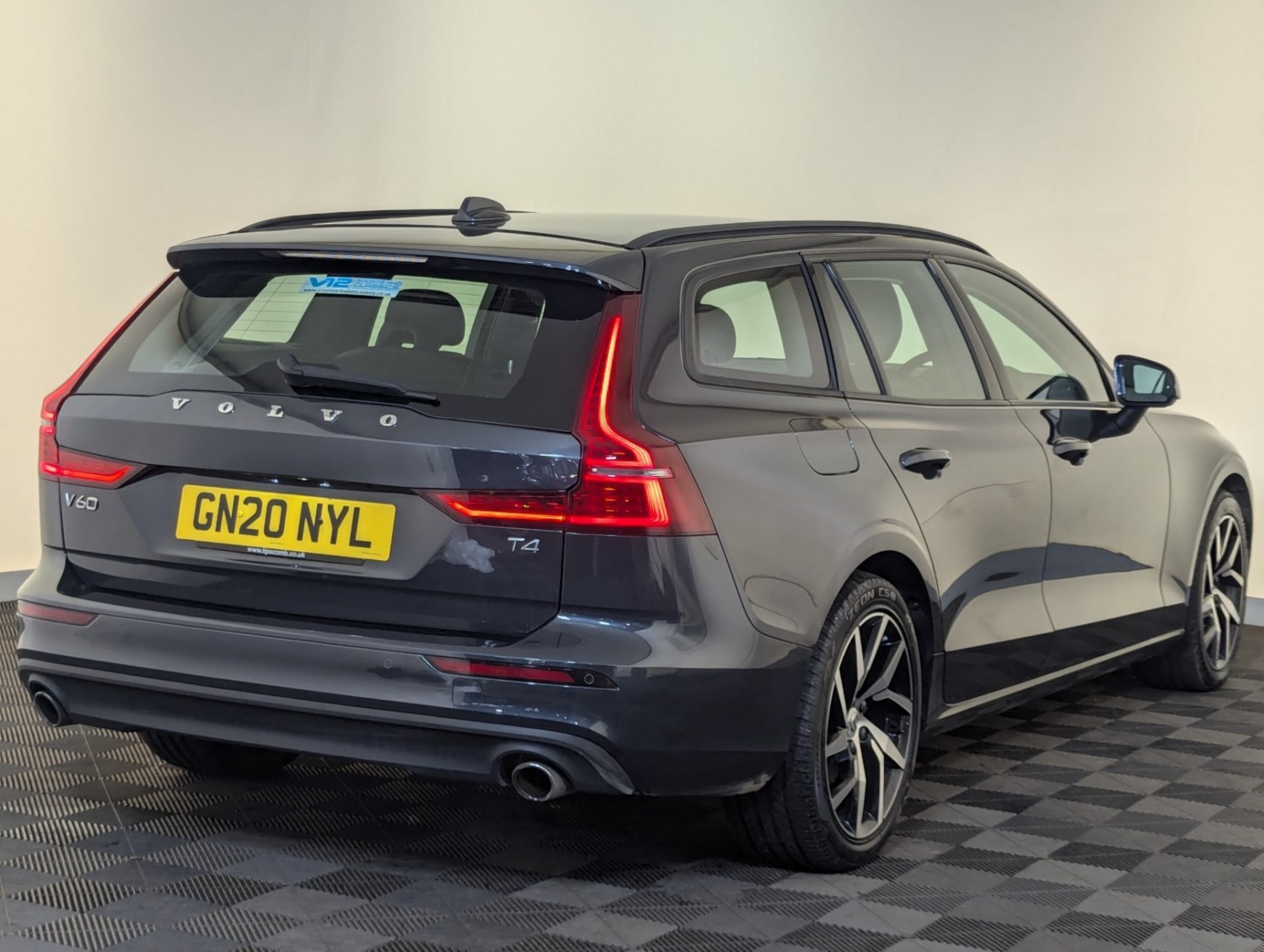 Volvo V60 Listing Image