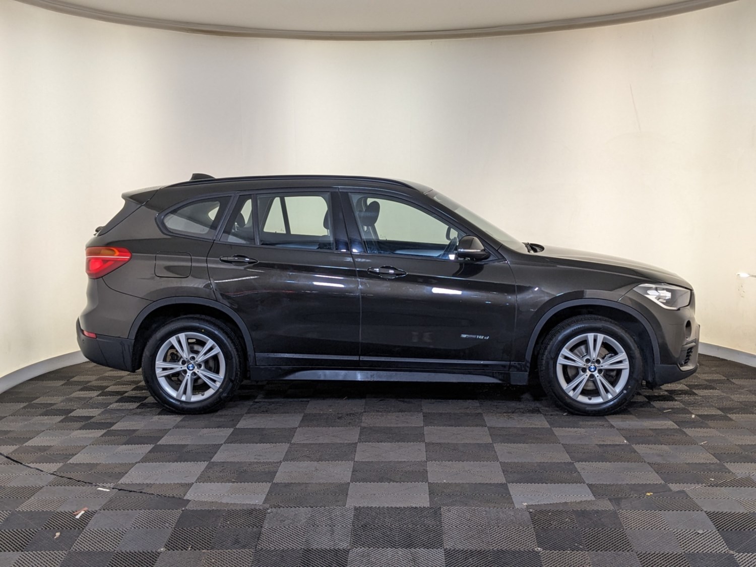 BMW X1 Listing Image