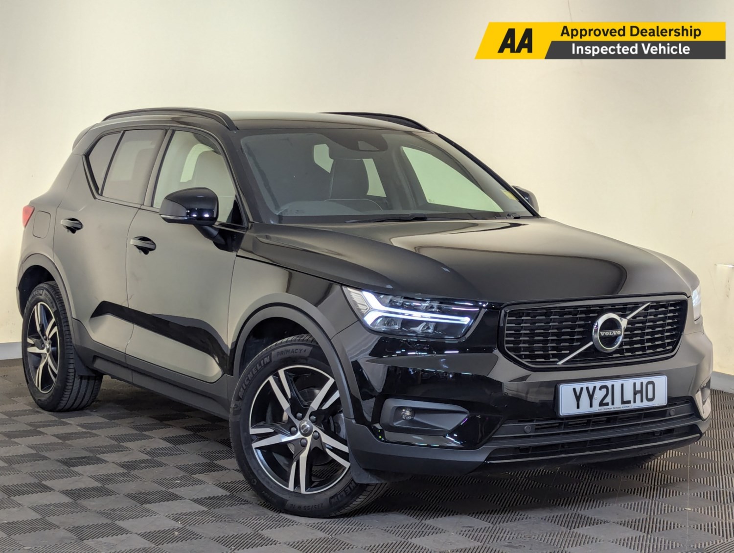 Volvo XC40 Listing Image