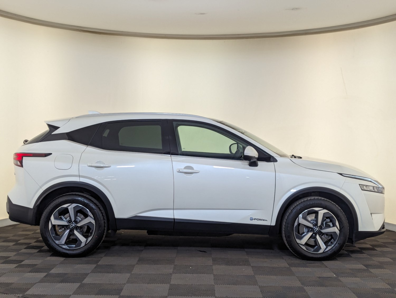 Nissan Qashqai Listing Image