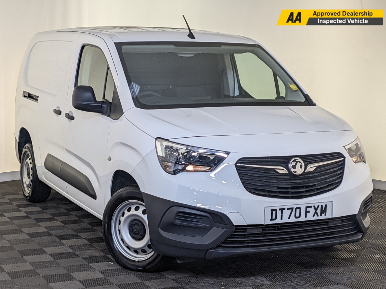 Vauxhall Combo Listing Image