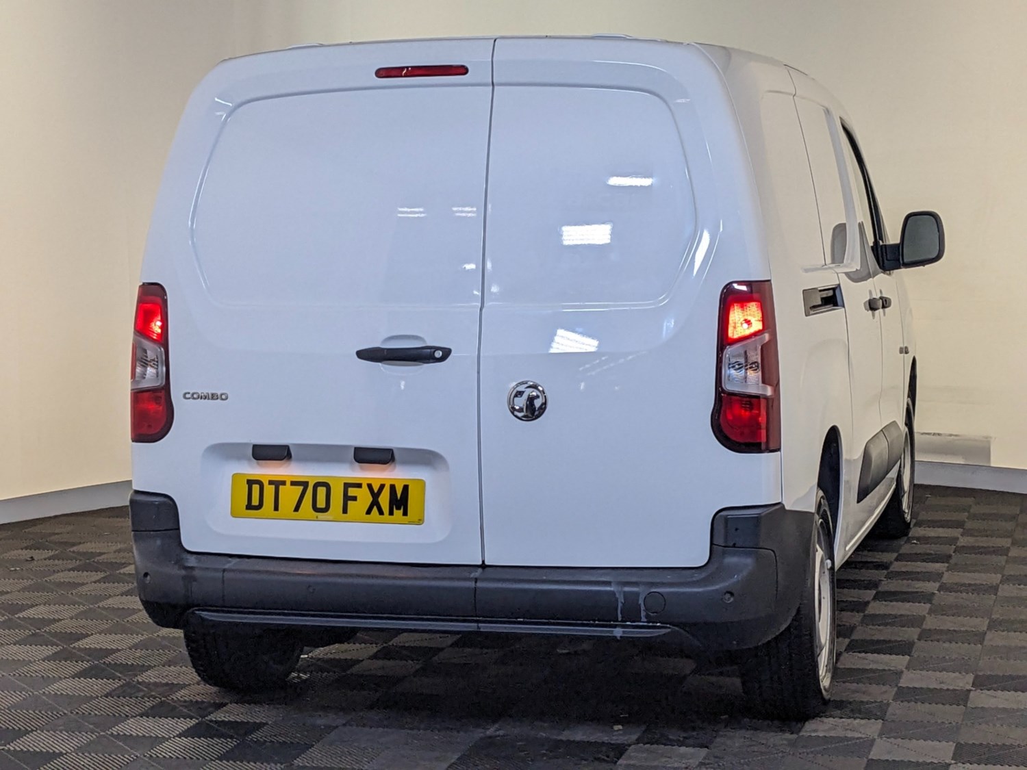 Vauxhall Combo Listing Image