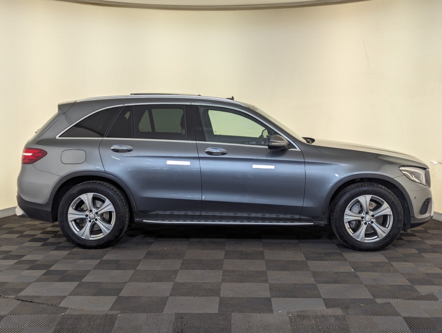 Mercedes-Benz GLC Listing Image