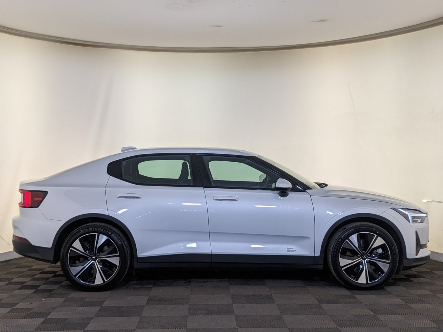 Polestar Polestar 2 Listing Image