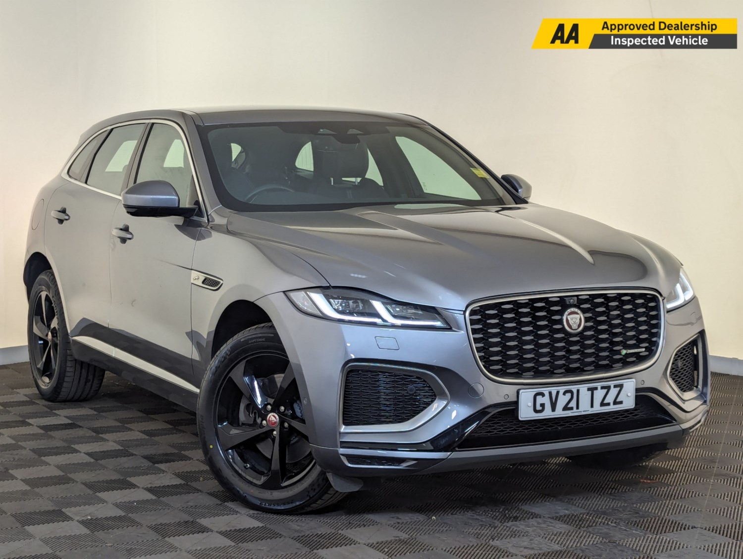 Jaguar F-PACE Listing Image