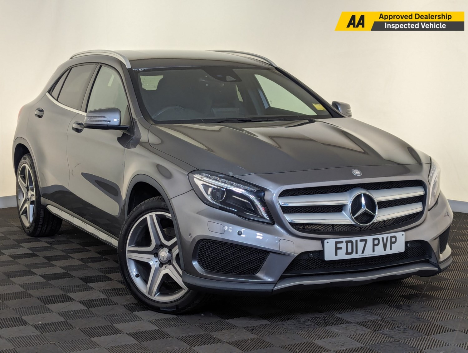 Mercedes-Benz GLA Listing Image