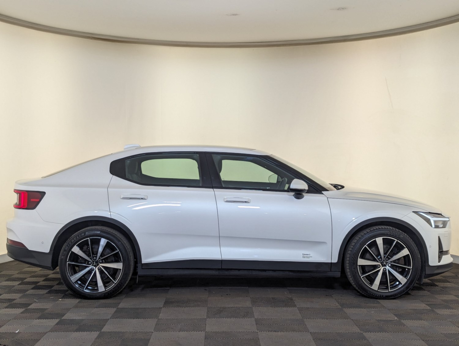 Polestar Polestar 2 Listing Image