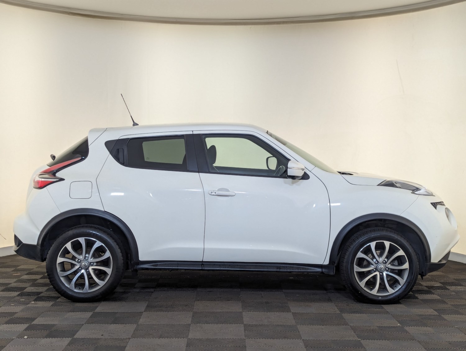 Nissan Juke Listing Image