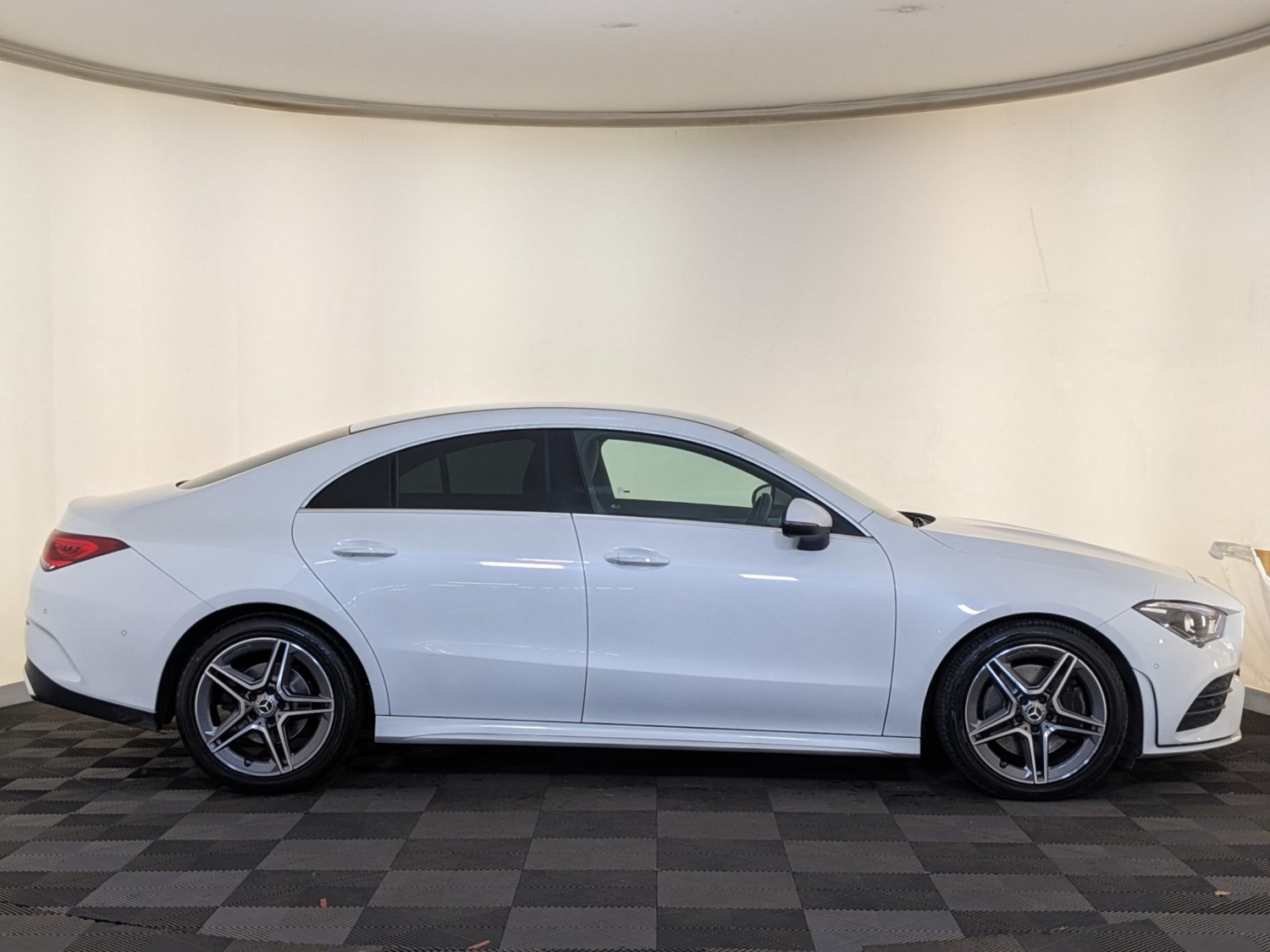 Mercedes-Benz CLA Listing Image