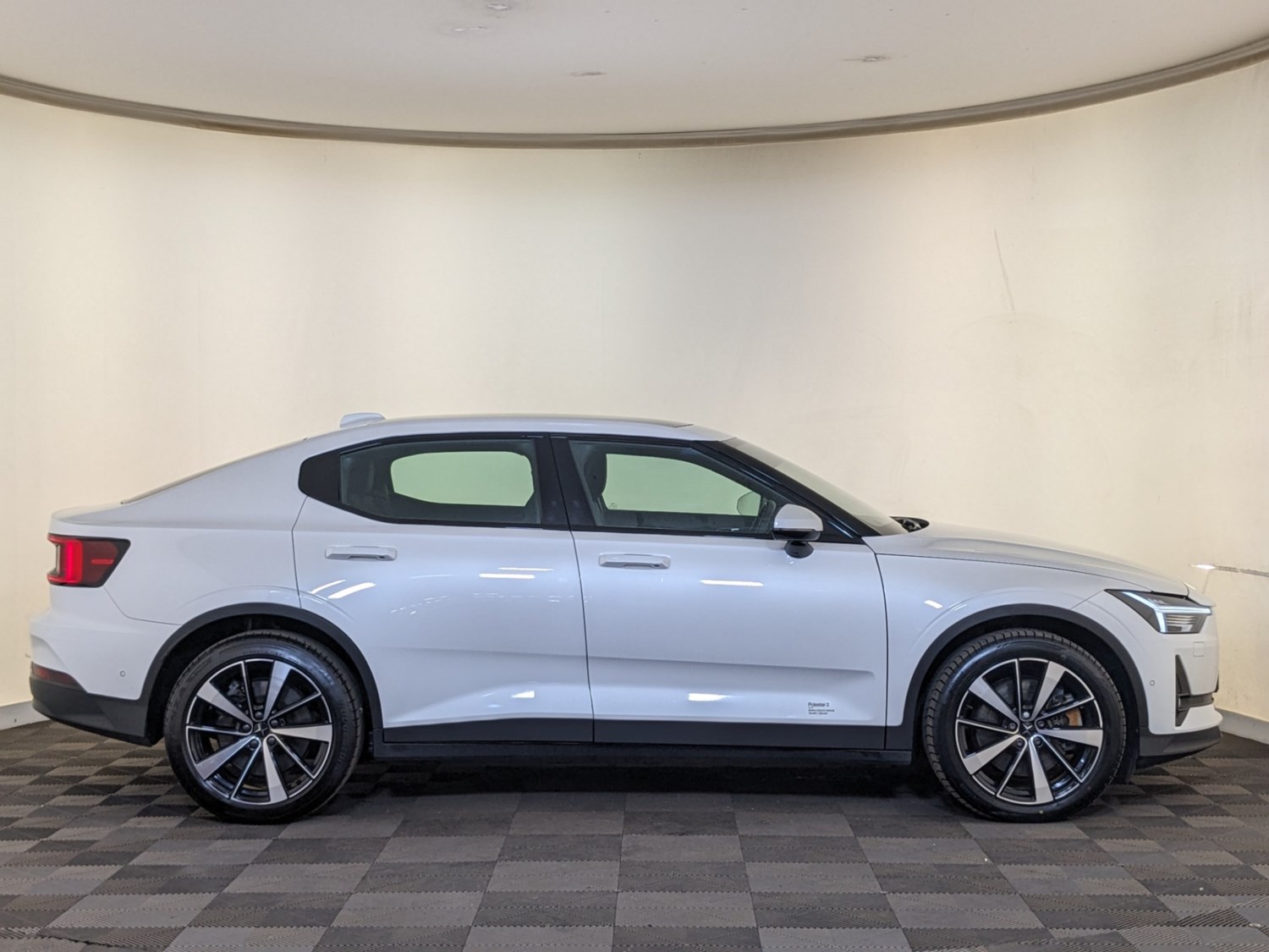 Polestar Polestar 2 Listing Image